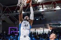 伊什比亚俱乐部今夏转会五新援备战新赛季